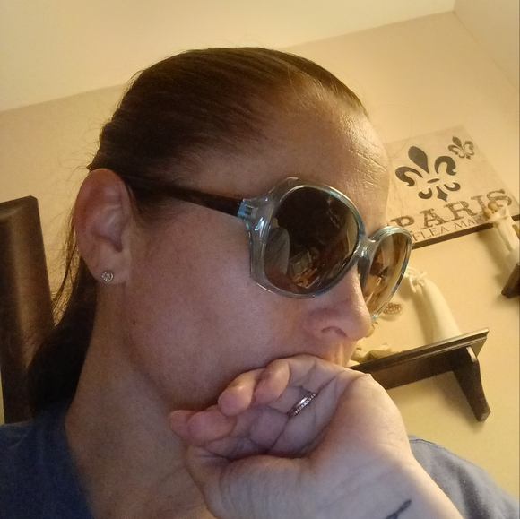 Von Zipper Sunglasses (WORN ONCE) - Picture 15 of 15